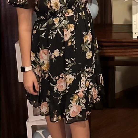 Floral Black Maternity Dress - Picture 1 of 1